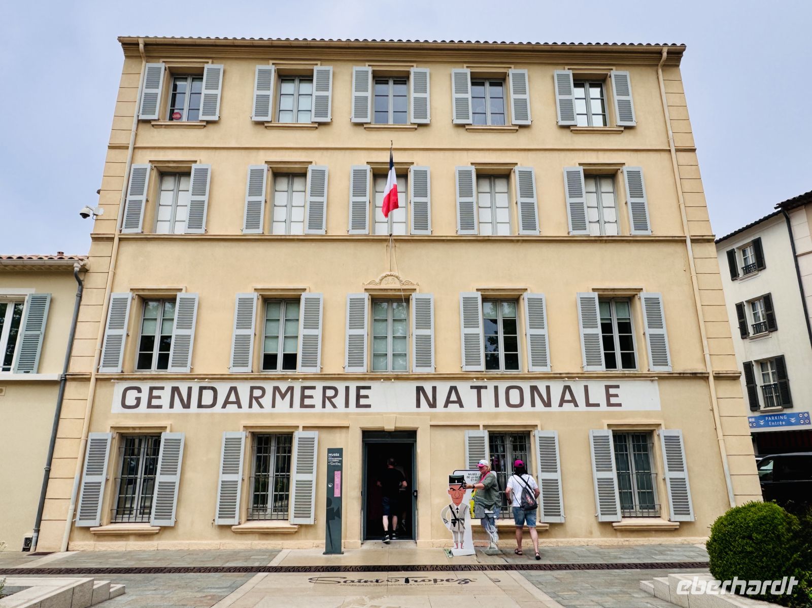 6. Tag - Gendarmerie Nationale, Saint Tropez  &ndash; &copy;  (Eberhardt TRAVEL)