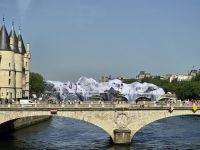 2026_05-PARIS: Kunstinstallation Pont Neuf &ndash; &copy; Dieter Braune (Eberhardt TRAVEL)