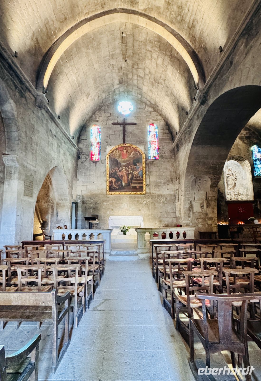 10. Tag - Kirche St. Vincent, Les Baux &ndash; &copy;  (Eberhardt TRAVEL)