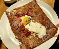 bretonisches Galette  &ndash; &copy; Gina Egenolf (Eberhardt TRAVEL)