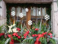 Tag 3 - 3 - Silvester - Fensterschmuck in Riquewihr (3)