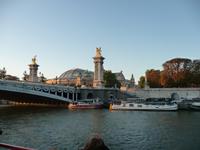 27-Schifffahrt, Alexanderbrücke, Grand Palais
