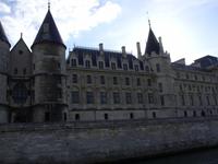Tag 10 - 13 Conciergerie