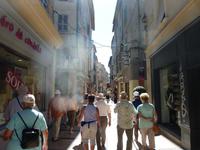 auf dem Weg in die Markthalle