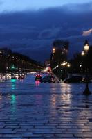 Champs-Elysées bei Nacht
