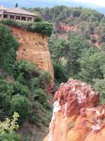 42 im Ort Rousillon