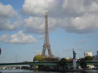 Eiffelturm und Freiheitsstatue