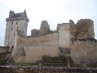 BurgChinon vom äußeren Zugang her