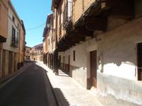 Hauptstraße mit Arkaden, Berlanga de Duero