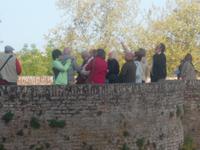 Gruppe an den Kathedralengärten von Albi