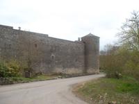Außenmauer der Wehrstadt La Couvertoirade