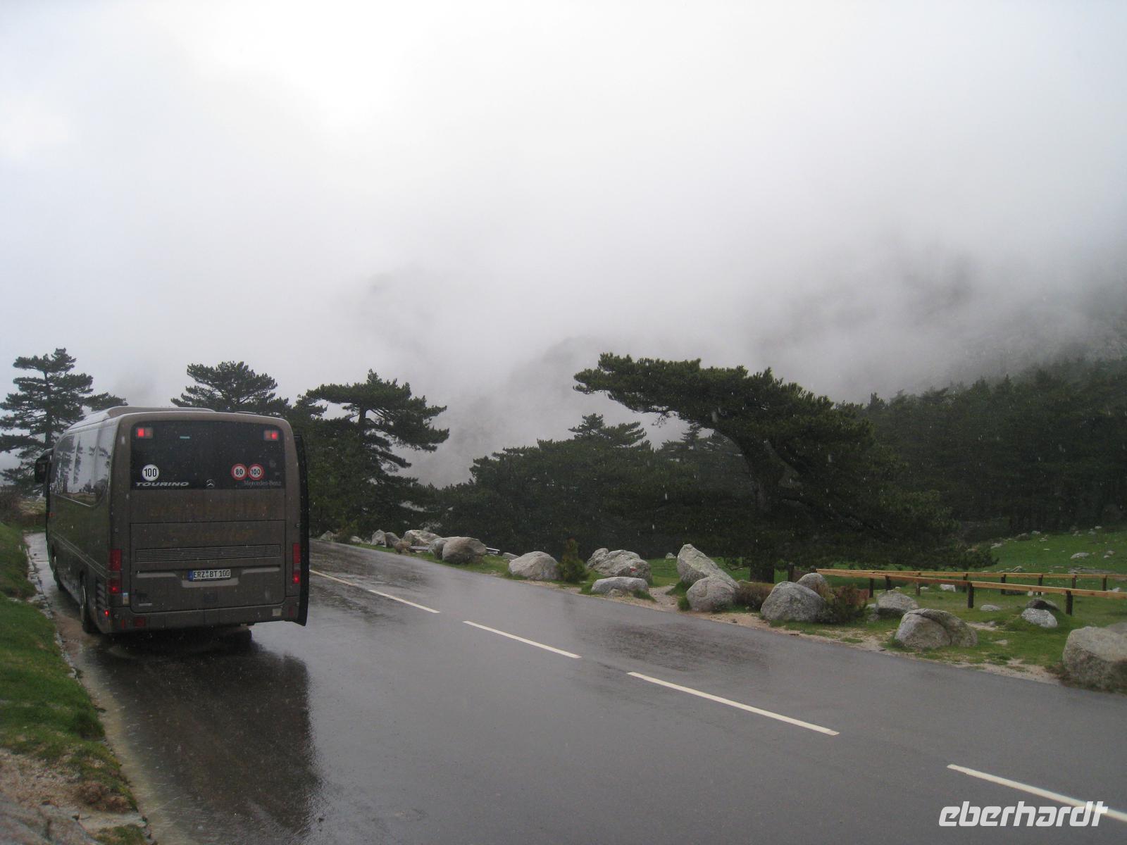 Regen und Nebel am Col de Bavella