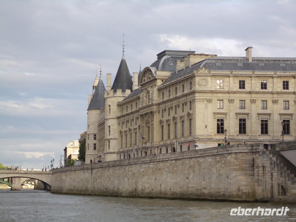 La Palais de Justice