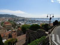 Blick über die Dächer von Cannes - links das Rathaus
