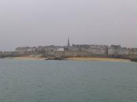 Blick auf St. Malo mit den Stränden
