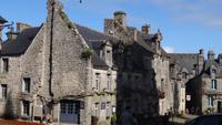 09-1_Locronan.JPG