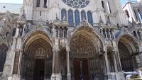 11-9_Chartres Kathedrale.JPG
