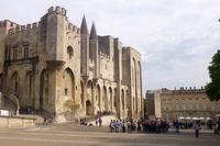 Place du Palais mit Papstpalast, Avignon