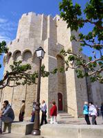 Die Kirche von Les-Saintes-Maries-de-la- Mer