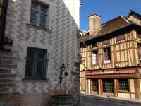 Troyes