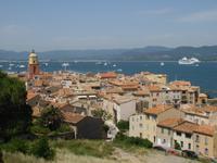 Blick auf Ort und Hafen St. Tropez