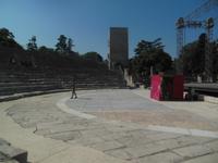 im antiken Theater von Arles 