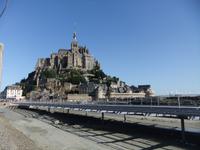 Mont St.-Michel, Stelzenbrücke im Bau