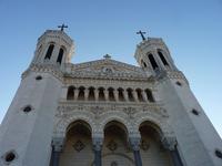 Die viertürmige Basilika Notre-Dame de Fourvière