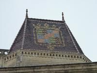 Der Palast der Duché in Uzès- Wappen