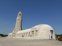 Verdun - Totenhalle von Douaumont