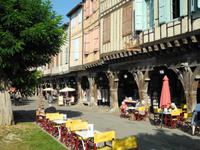 sonniger Morgen in Mirepoix