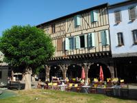 sonniger Morgen in Mirepoix