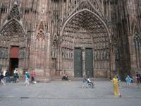 Das Eingangsportal des Münsters