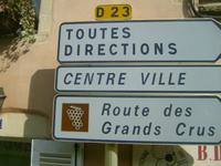 wir fahren auf der berühmten Route des Grands Crus ins Weinmuseum