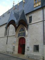 Eingang zum Hôtel Dieu