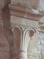 Fontenay. Abteikirche. Kapitell