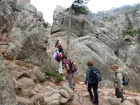 Hinauf zum Trou de la Bombe 