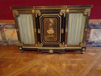 Edler Schrank im Schloss