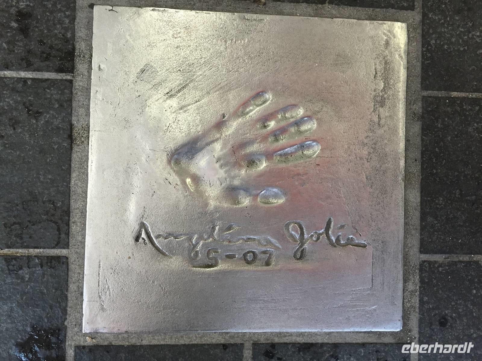 033Handabdrücke vor dem Filmpalast