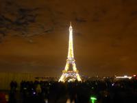 Paris - Eiffelturm bei Nacht 