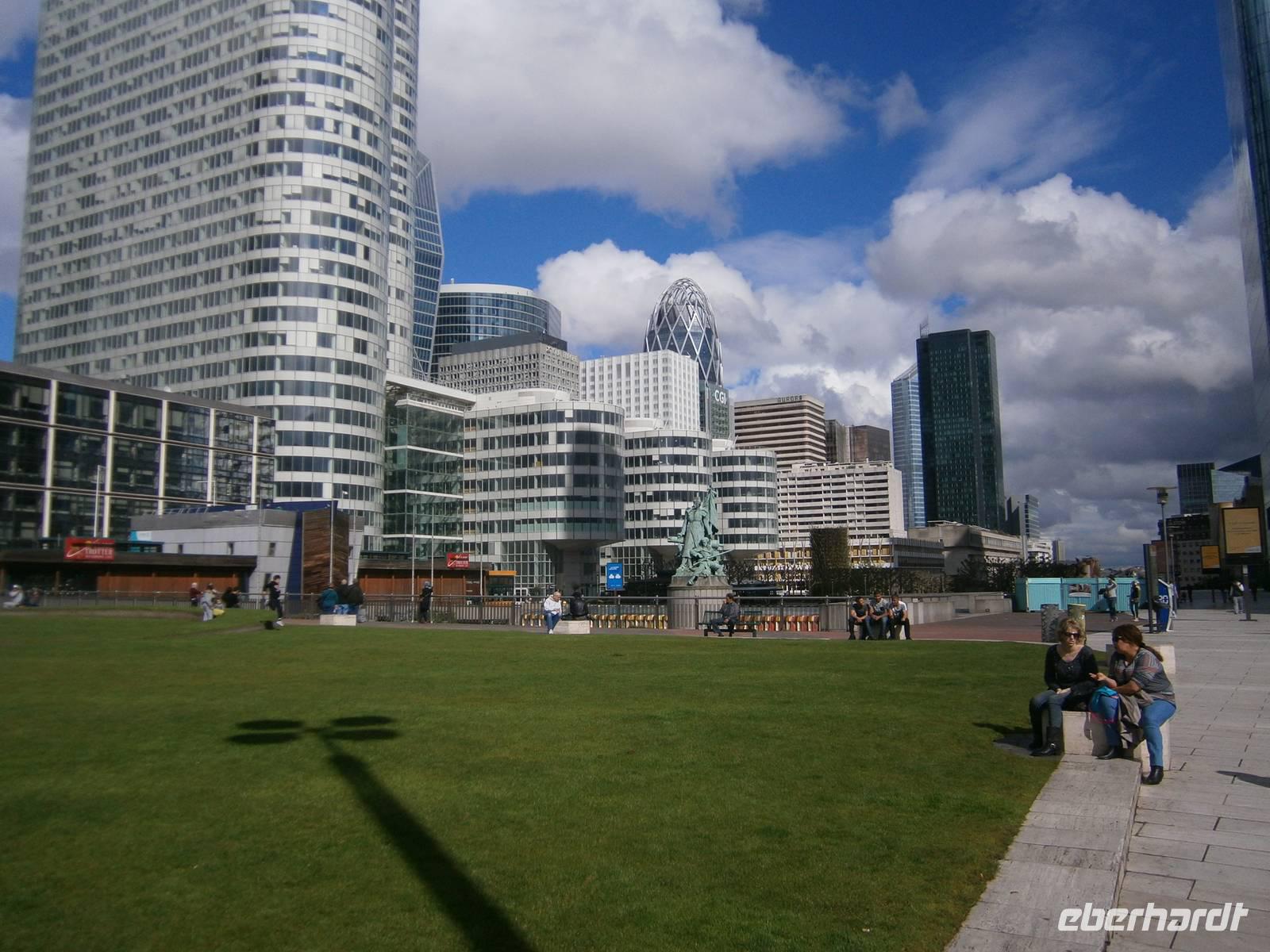 2. Stadtrundfahrt, Besuch des Viertels 