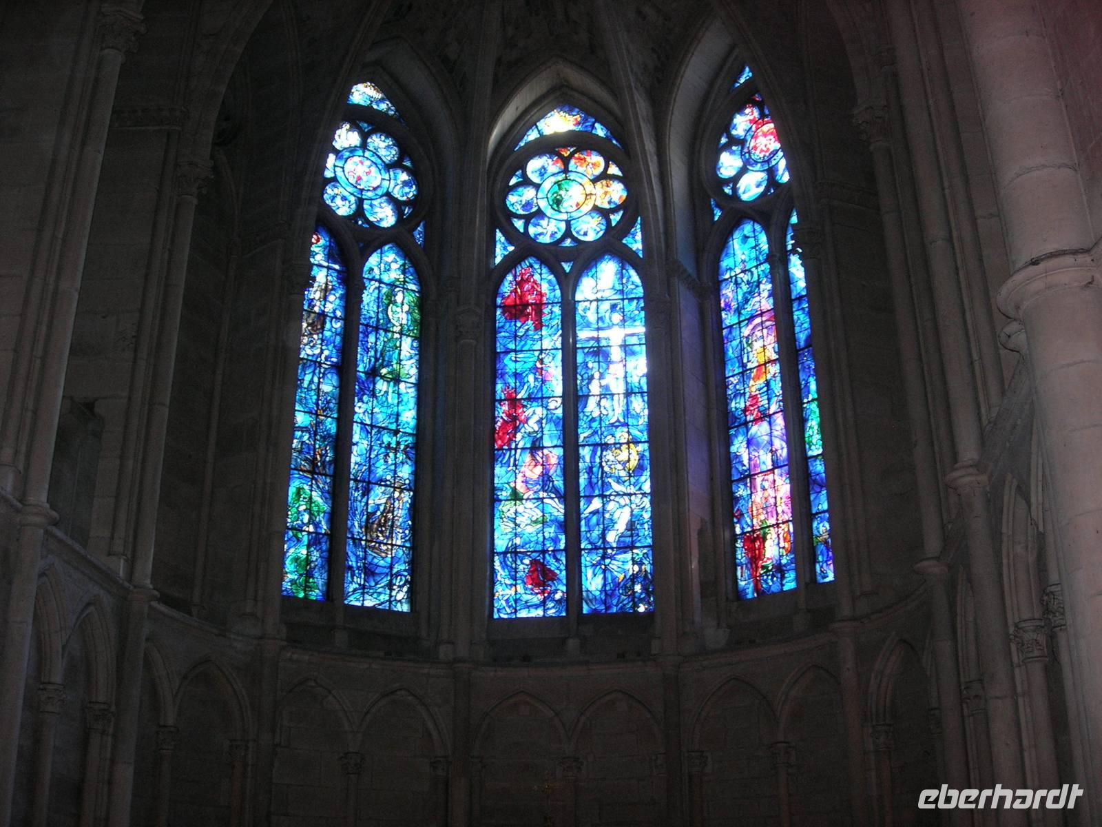 Freitag 22,5,2015 Reims Chagall-Fenster im Chor der Kathedrale