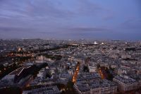 Abendspaziergang Paris - Eiffelturm 2. Etage (115 Meter) - Blickrichtung Louvre