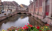 An der Markthalle in Colmare