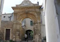 Arles