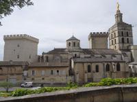 Avignon - Blick auf dem Papstpalast vom Park