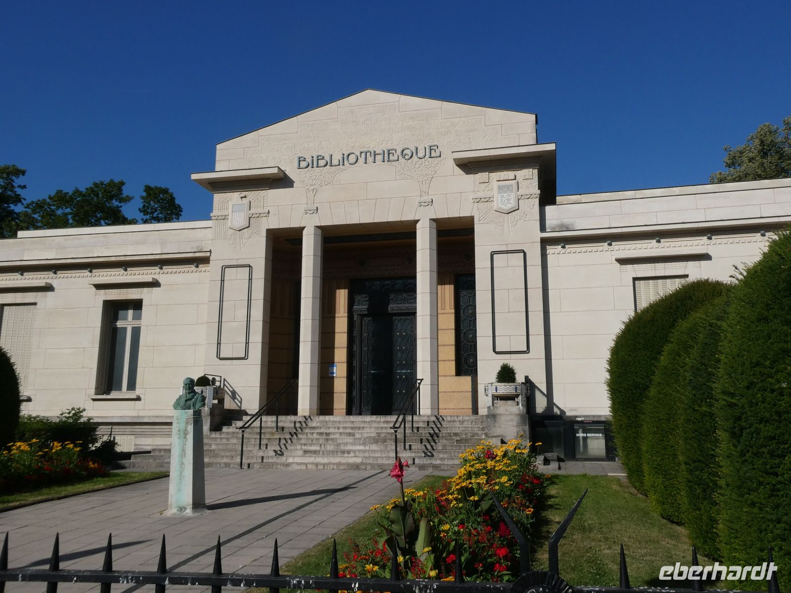 Bibliothek im Art-Déco-Stil