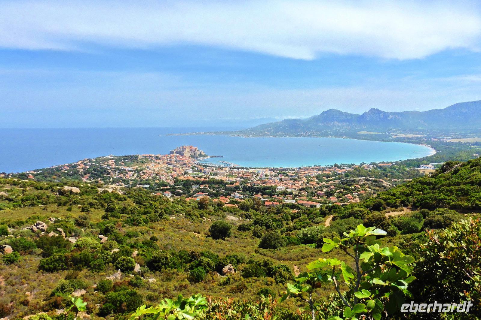 Blick nach Calvi