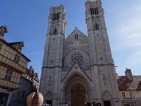 Chalon-sur-Saone - Place Saint Vincent, Kathedrale 