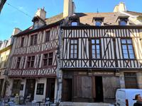 Eine Fachwerkhäuserzeile in Dijon